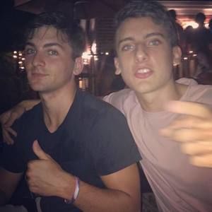 Meet your Posher, Bobby